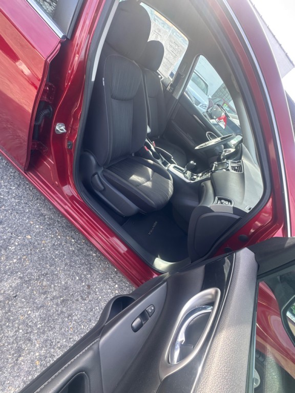 2019 Nissan Sentra Image 14