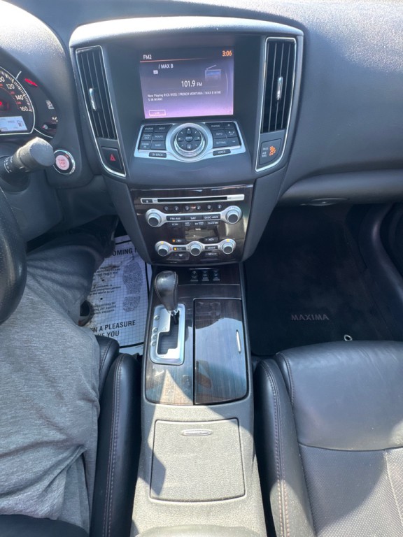 2014 Nissan Maxima Image 18