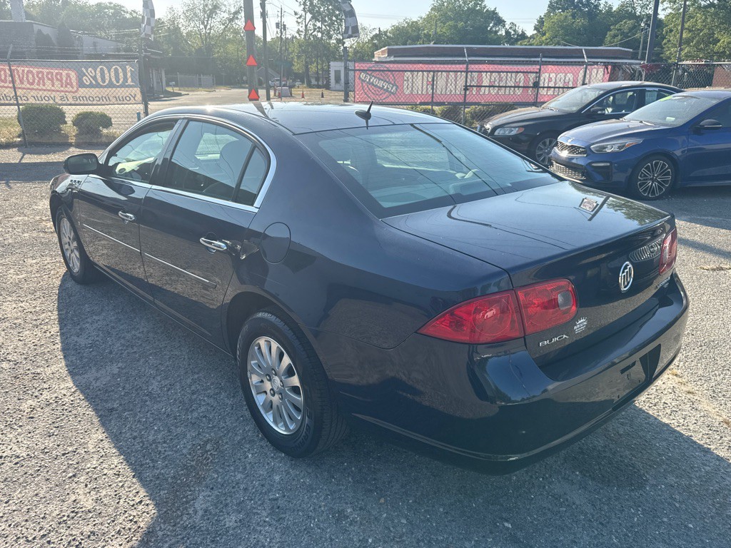 2008 Buick Lucerne Image 5