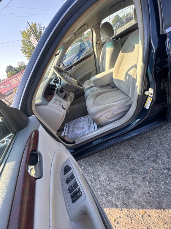 2008 Buick Lucerne Image 9