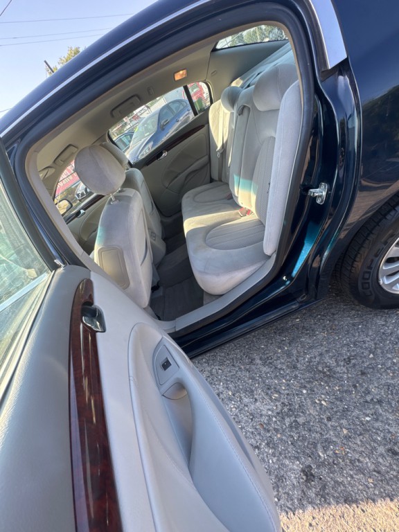 2008 Buick Lucerne Image 10