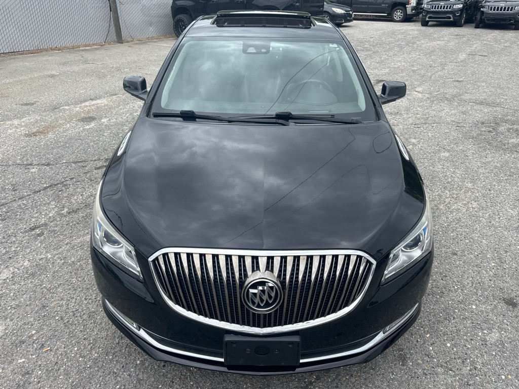 2016 Buick Lacrosse Image 11