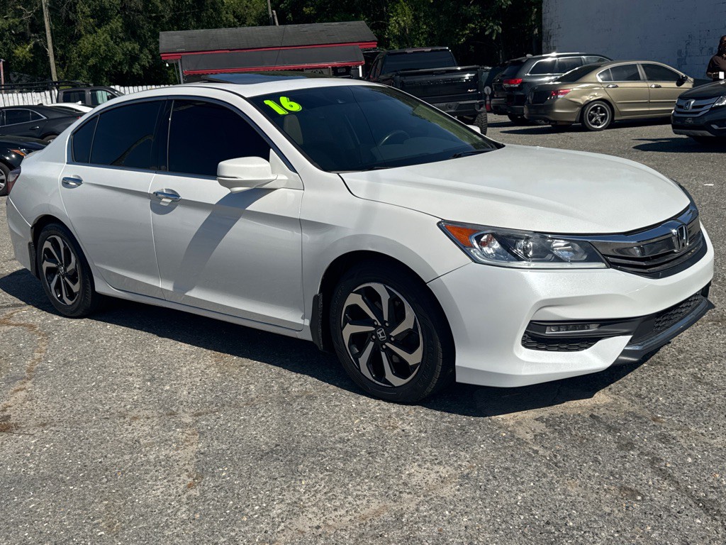 2016 Honda Accord Image 2
