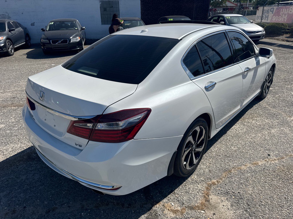 2016 Honda Accord Image 5