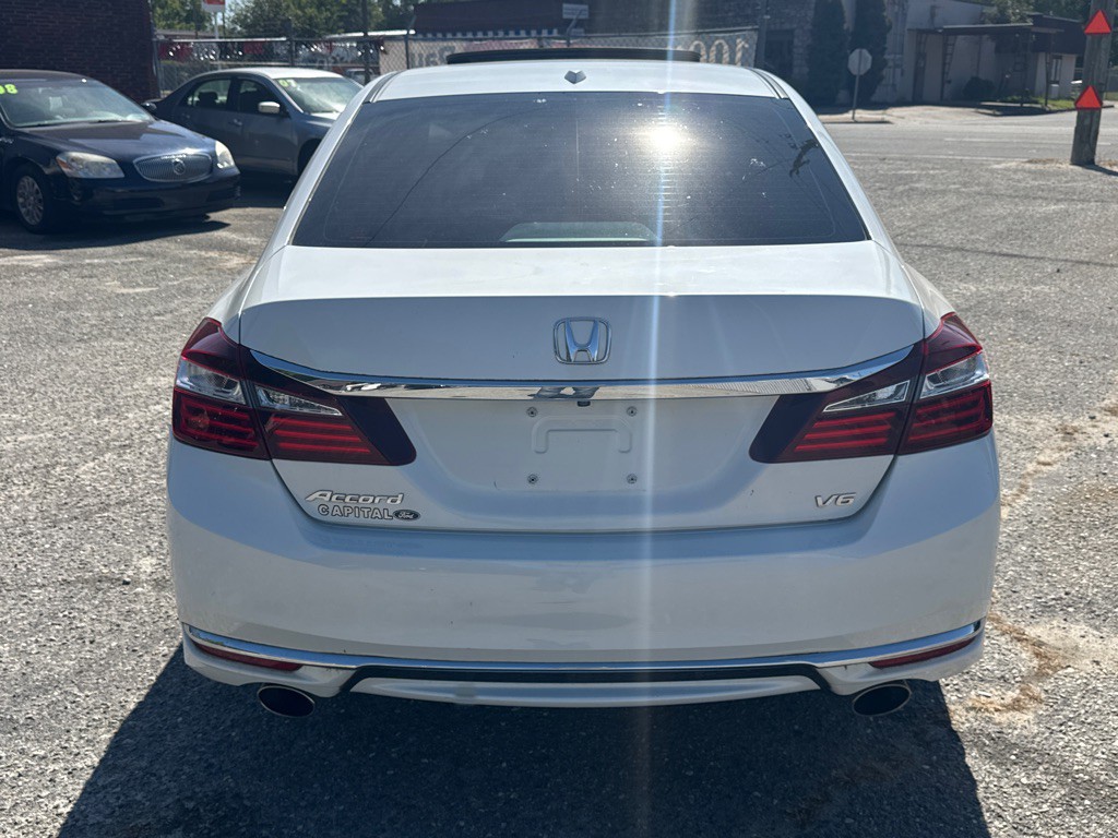 2016 Honda Accord Image 6
