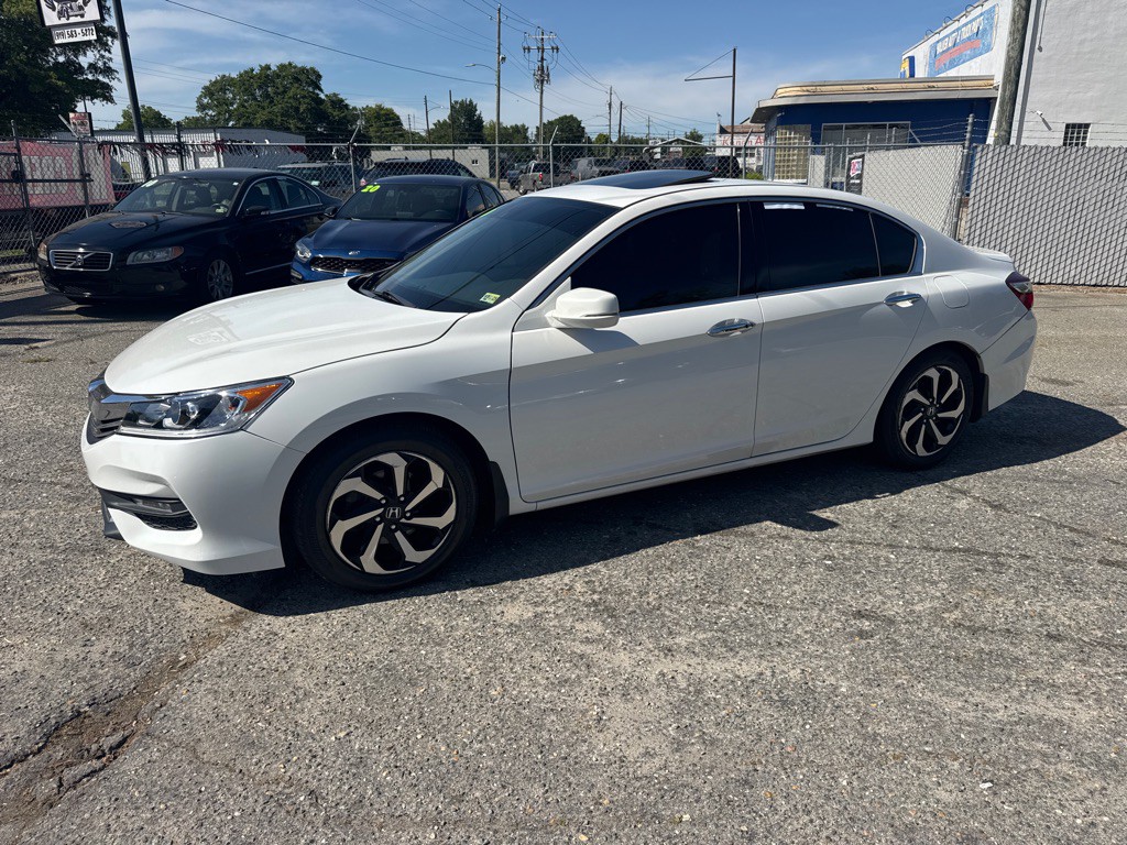 2016 Honda Accord Image 9