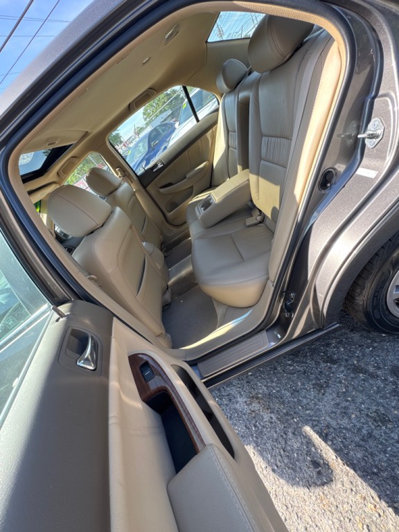 2006 Honda Accord Image 10