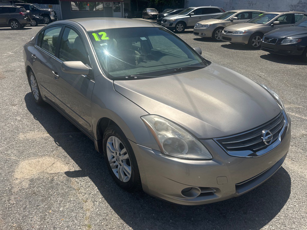 2012 Nissan Altima Image 1