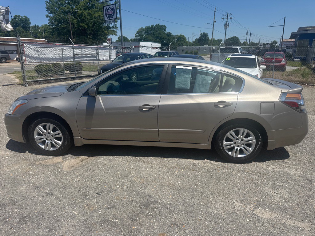 2012 Nissan Altima Image 7