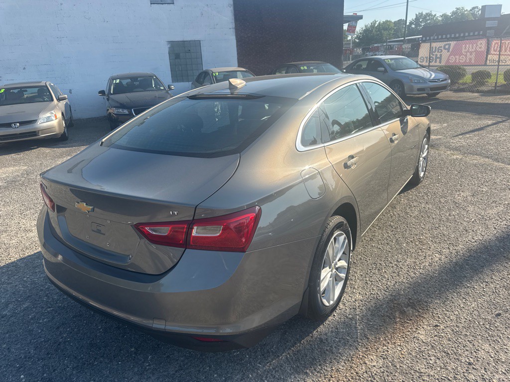 2018 Chevrolet Malibu Image 5
