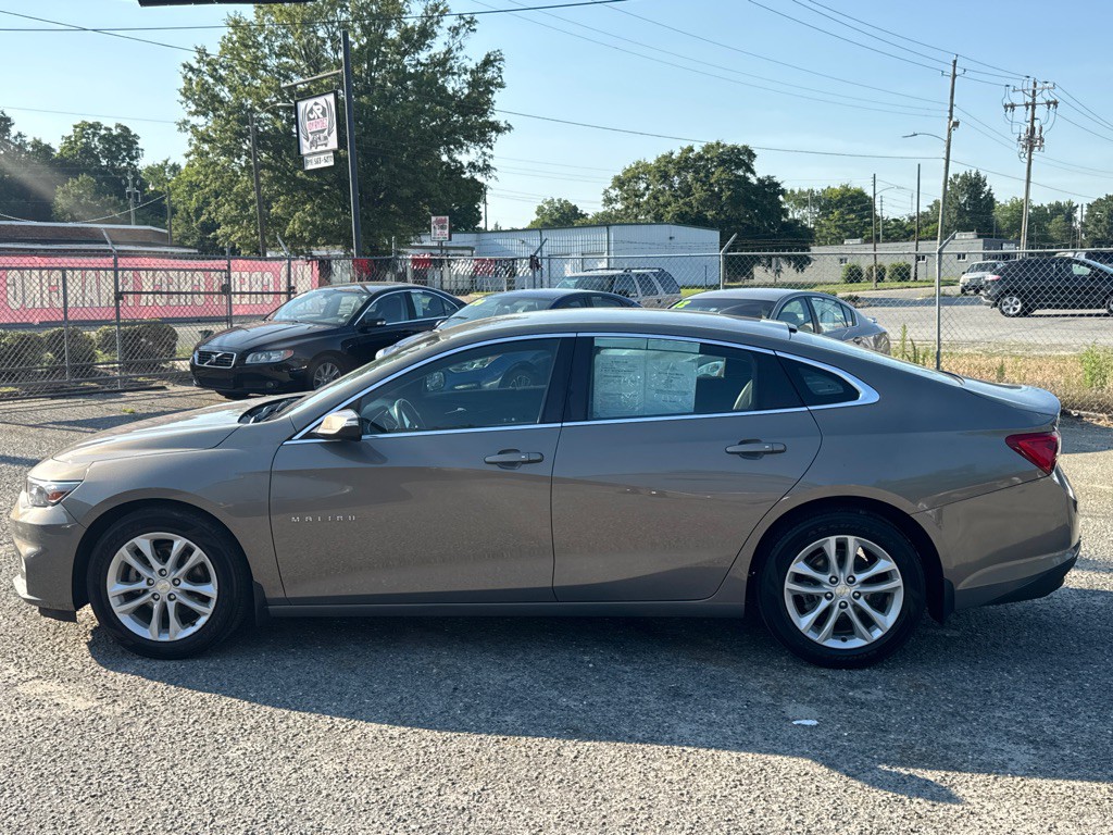 2018 Chevrolet Malibu Image 8
