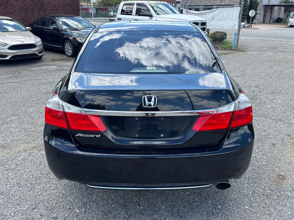 2015 Honda Accord Image 6