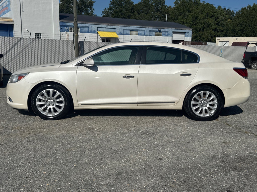 2013 Buick Lacrosse Image 10