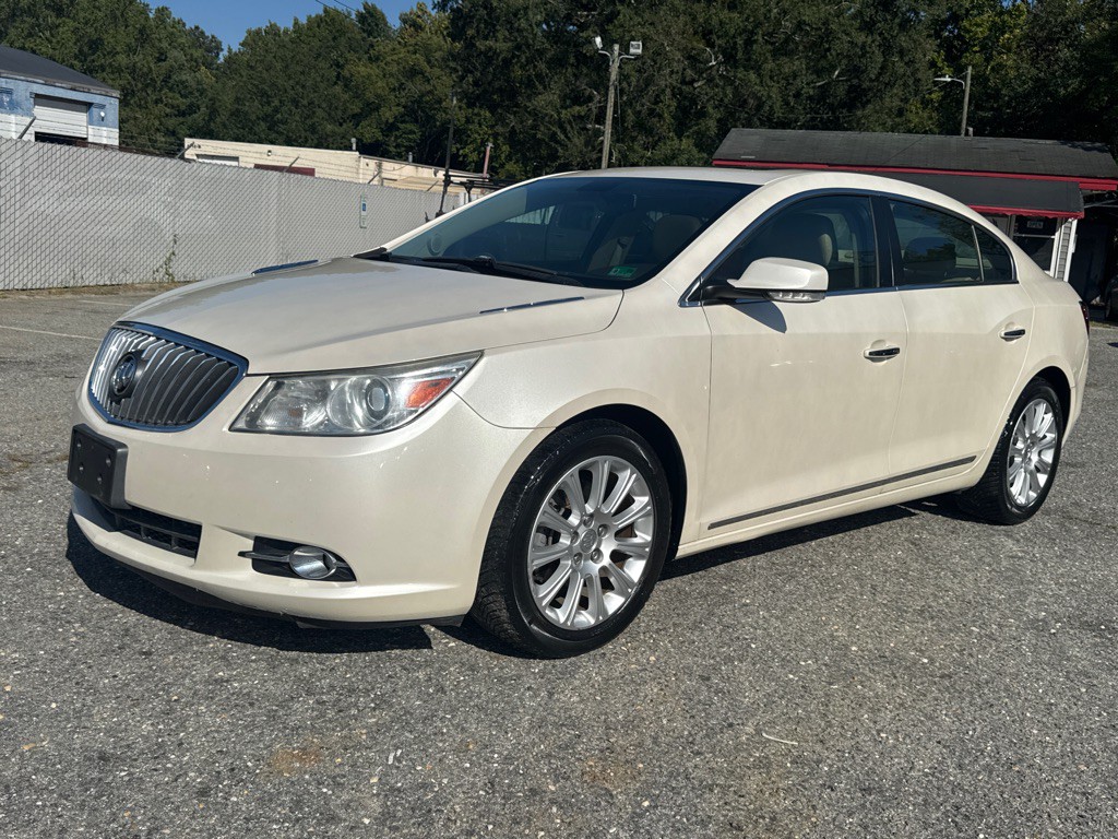 2013 Buick Lacrosse Image 11
