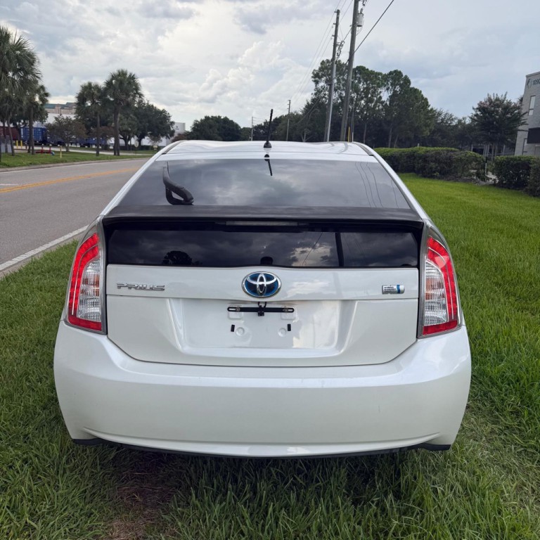 2012 Toyota Prius Image 5