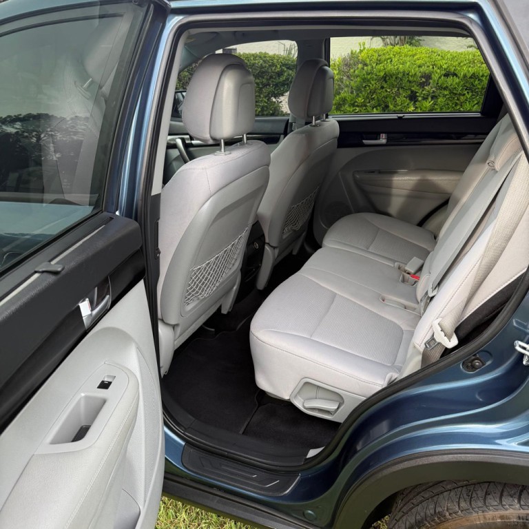 2015 Kia Sorento Image 9