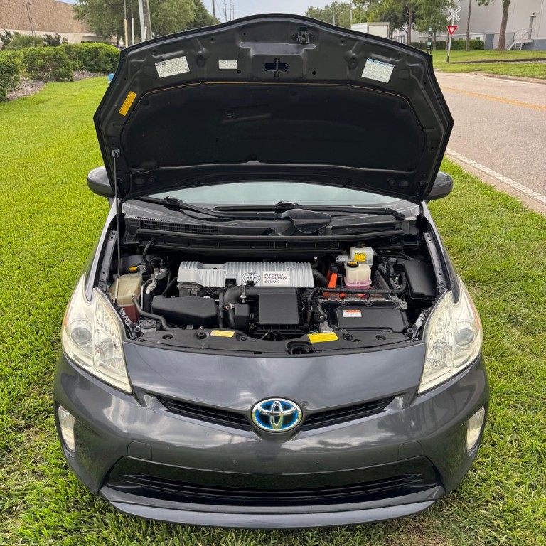 2014 Toyota Prius Image 14