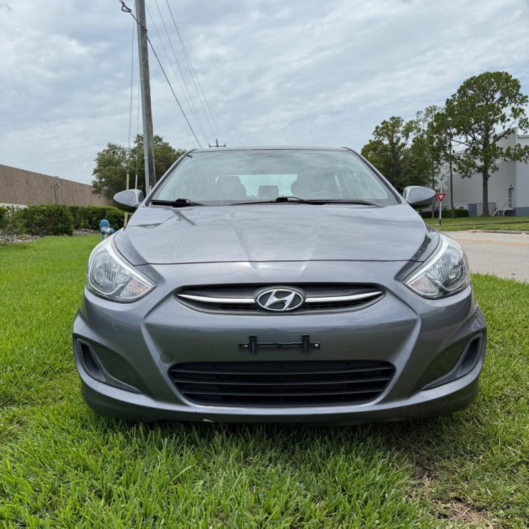2017 Hyundai Accent Image 2
