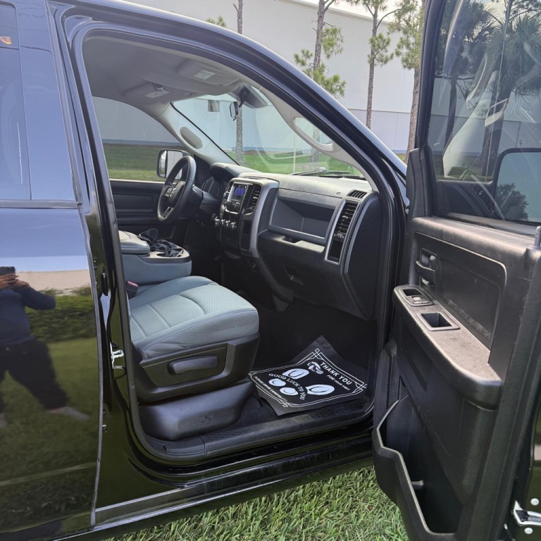 2013 RAM 1500 Image 8