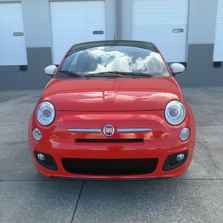 2016 FIAT 500 Image 2