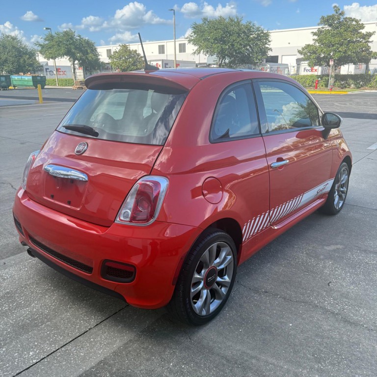 2016 FIAT 500 Image 4