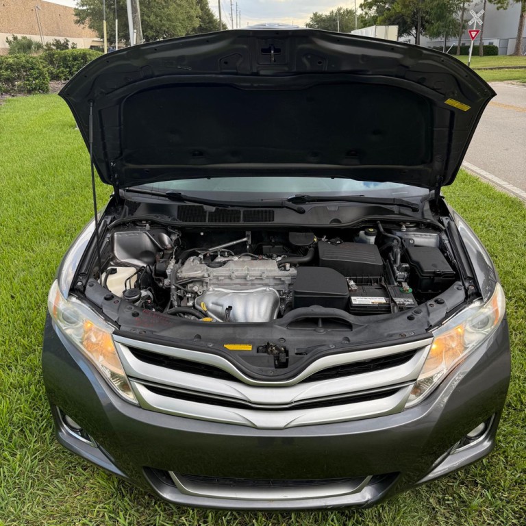 2014 Toyota Venza Image 12