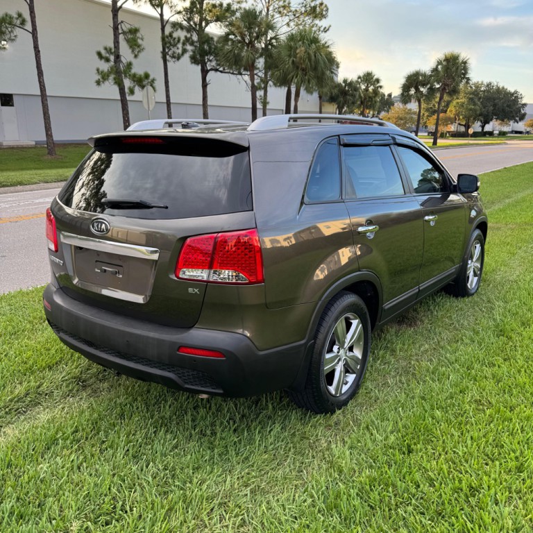2013 Kia Sorento Image 4