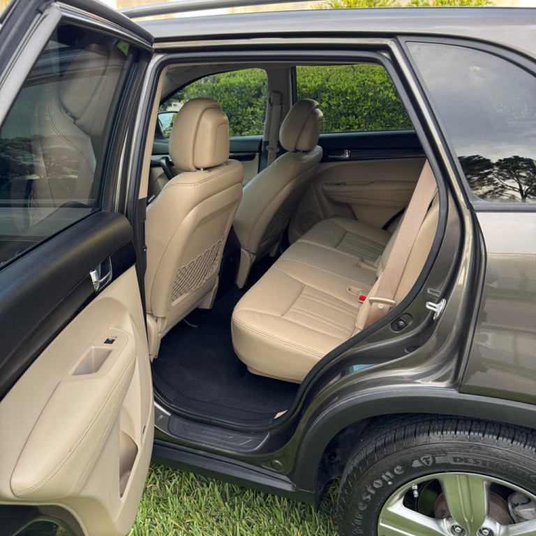 2013 Kia Sorento Image 10