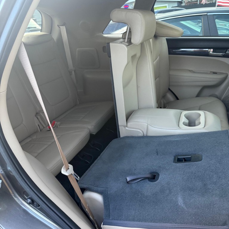 2013 Kia Sorento Image 12