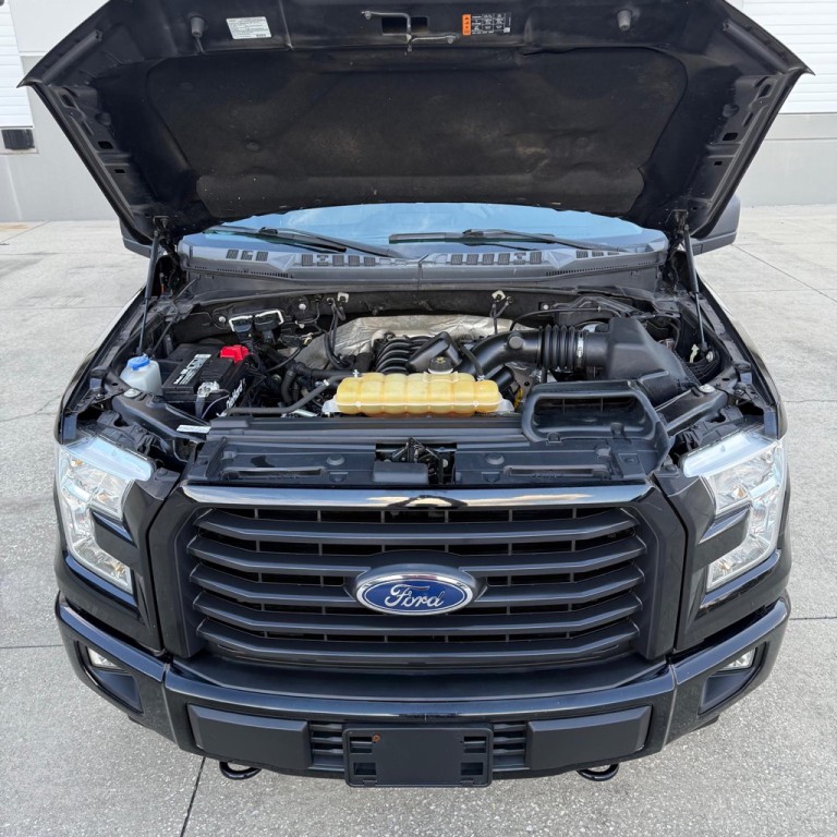 2017 Ford F-150 Image 12