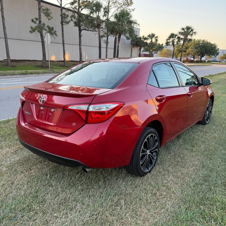 2015 Toyota Corolla Image 4