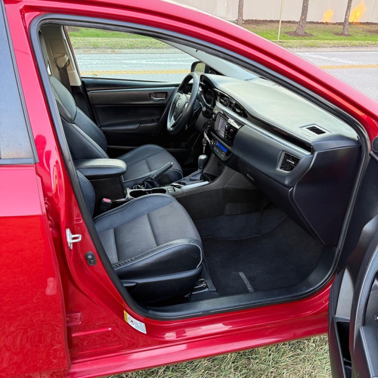 2015 Toyota Corolla Image 7
