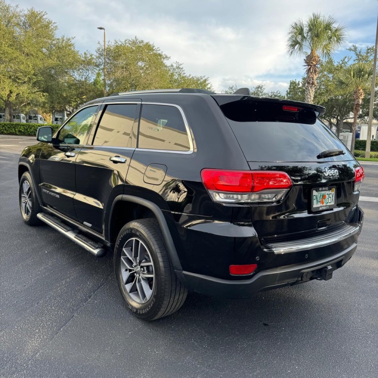 2017 Jeep Grand Cherokee Image 5