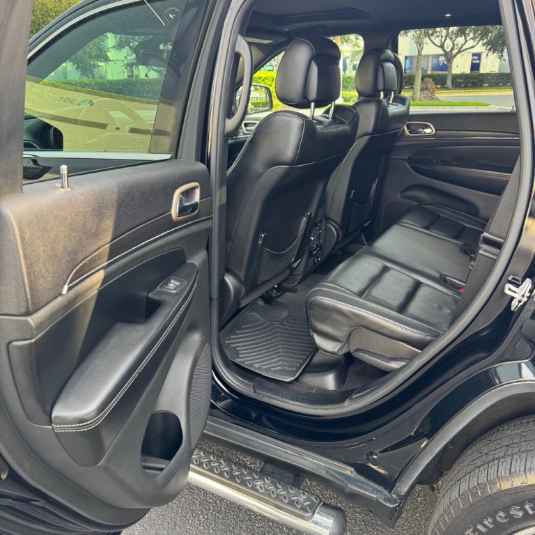 2017 Jeep Grand Cherokee Image 9