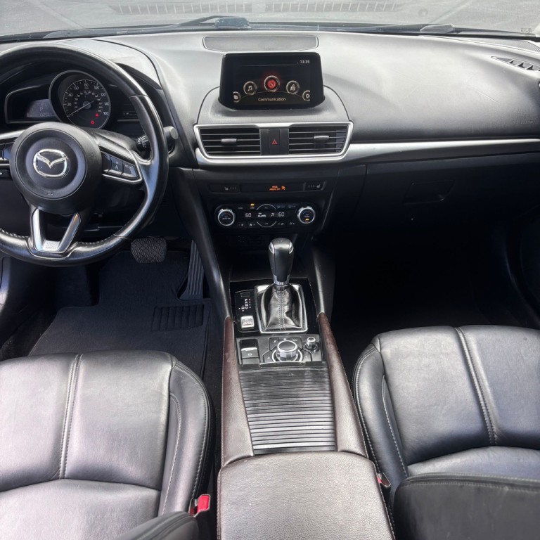 2017 Mazda Mazda3 Image 9
