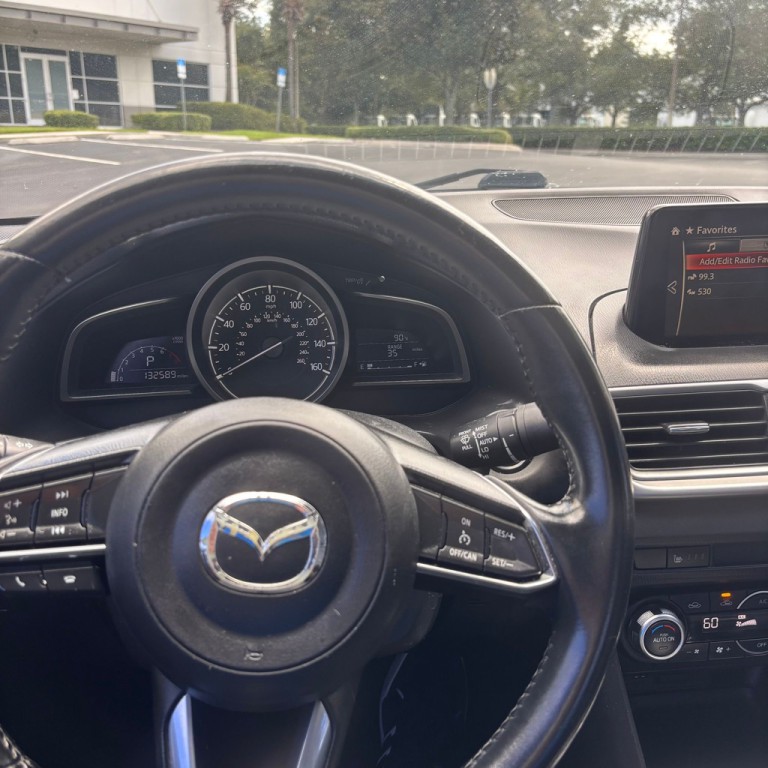 2017 Mazda Mazda3 Image 10