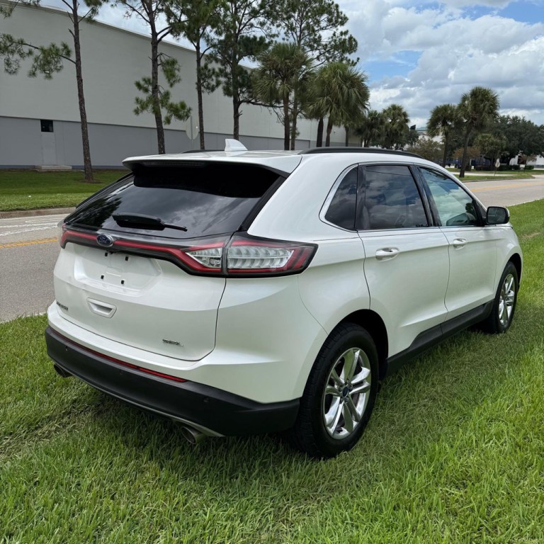 2015 Ford Edge Image 4