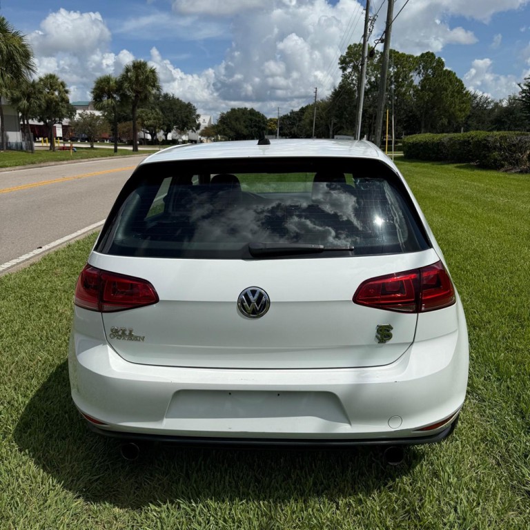 2015 Volkswagen GTI Image 5