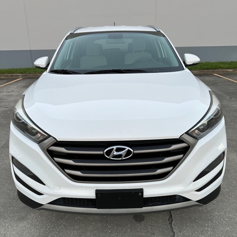 2016 Hyundai Tucson Image 2