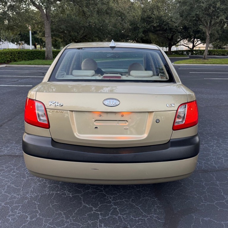 2009 Kia Rio Image 5