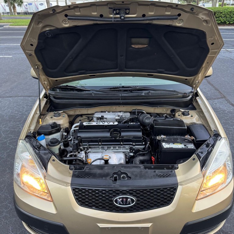 2009 Kia Rio Image 12