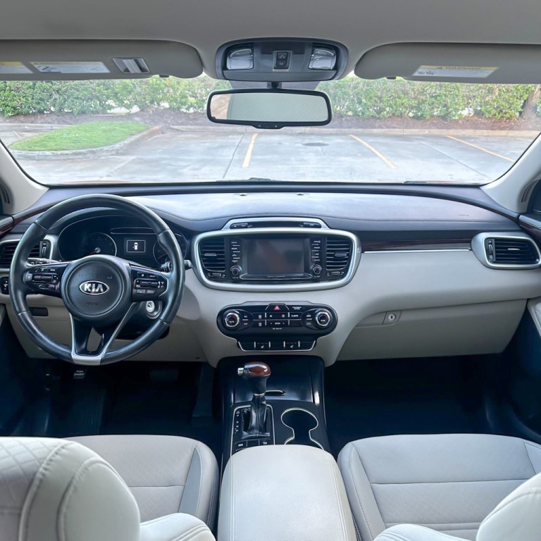 2018 Kia Sorento Image 8