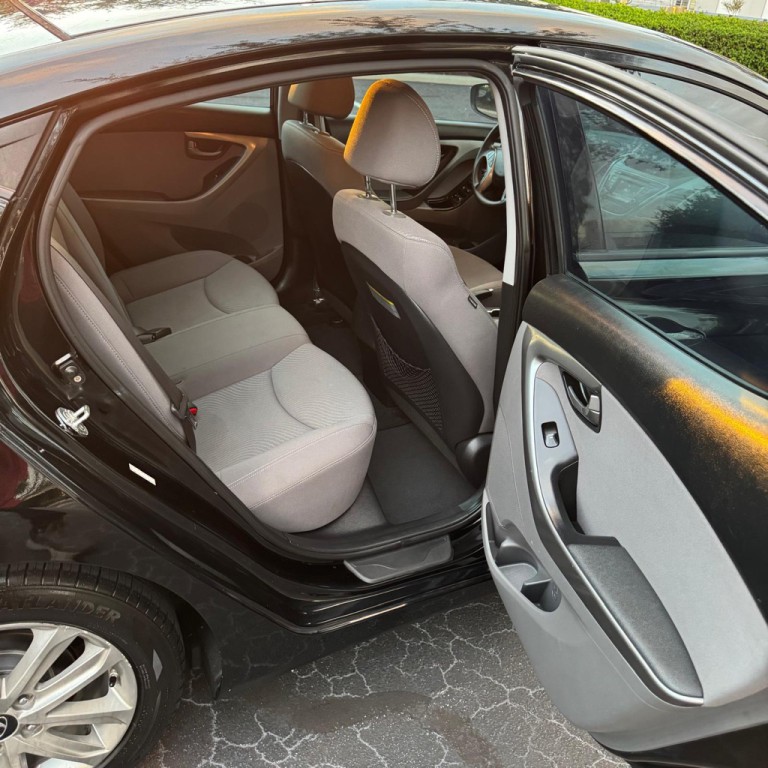 2015 Hyundai Elantra Image 11