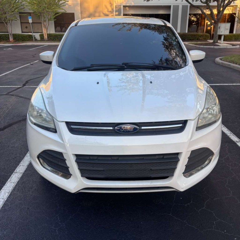 2015 Ford Escape Image 2
