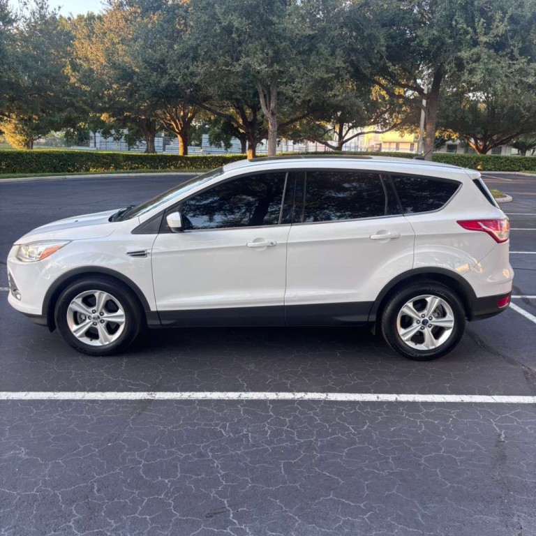 2015 Ford Escape Image 8