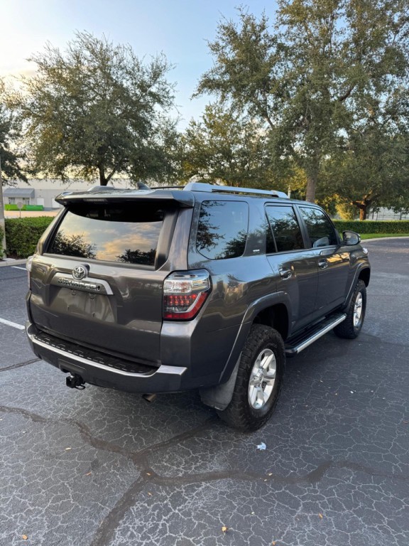 2018 Toyota 4Runner Image 4