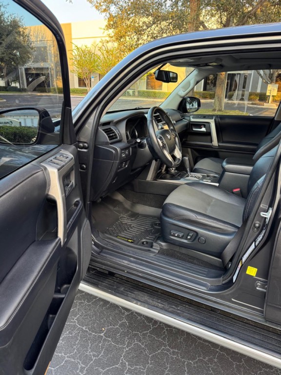 2018 Toyota 4Runner Image 7
