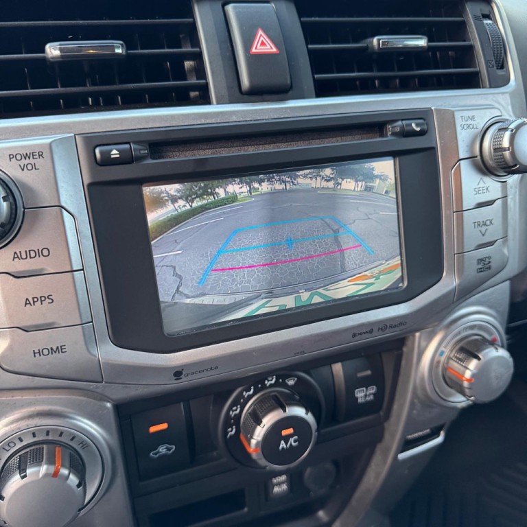 2018 Toyota 4Runner Image 13