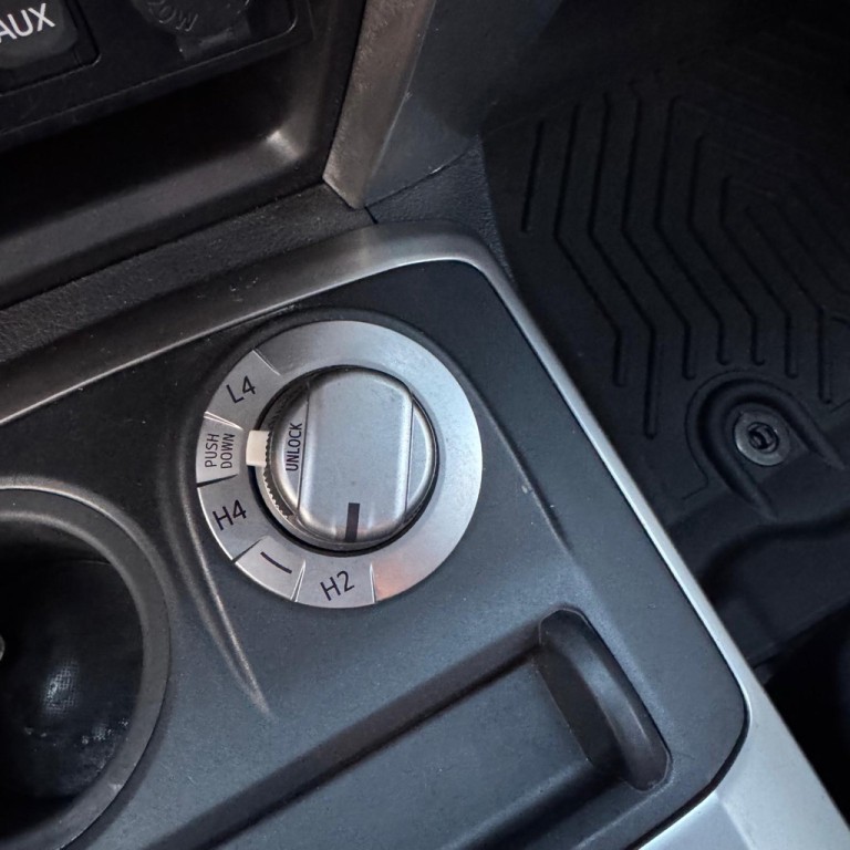2018 Toyota 4Runner Image 14