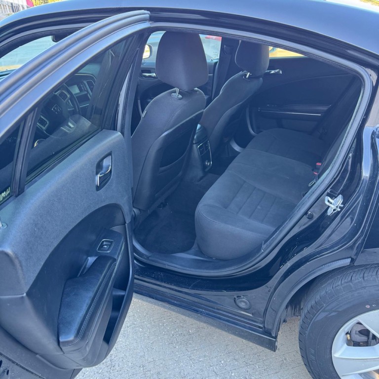 2013 Dodge Charger Image 9